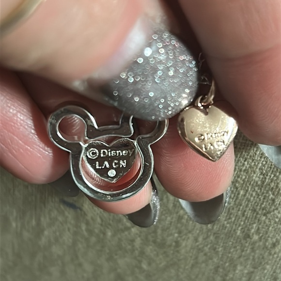 Disney  Heart Pendant Necklace with Mickey in Silver and Rose Gold - Picture 4 of 4